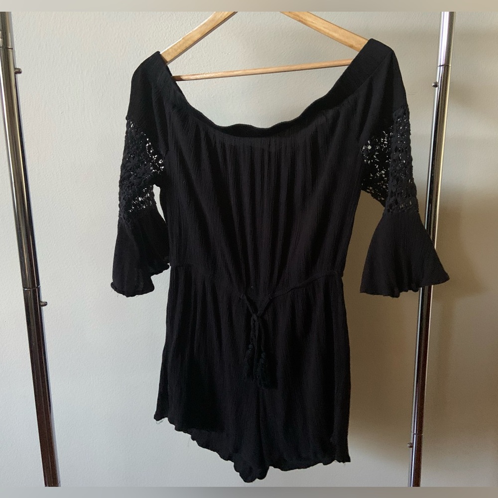 Romper Off the Shoulder in Black